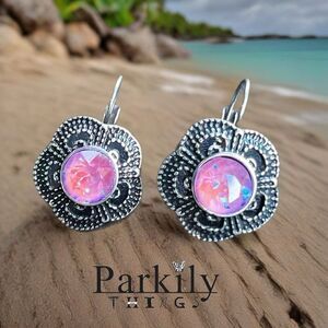 Handcrafted Earrings with a Sparkly Chaton Swarovski Crystal